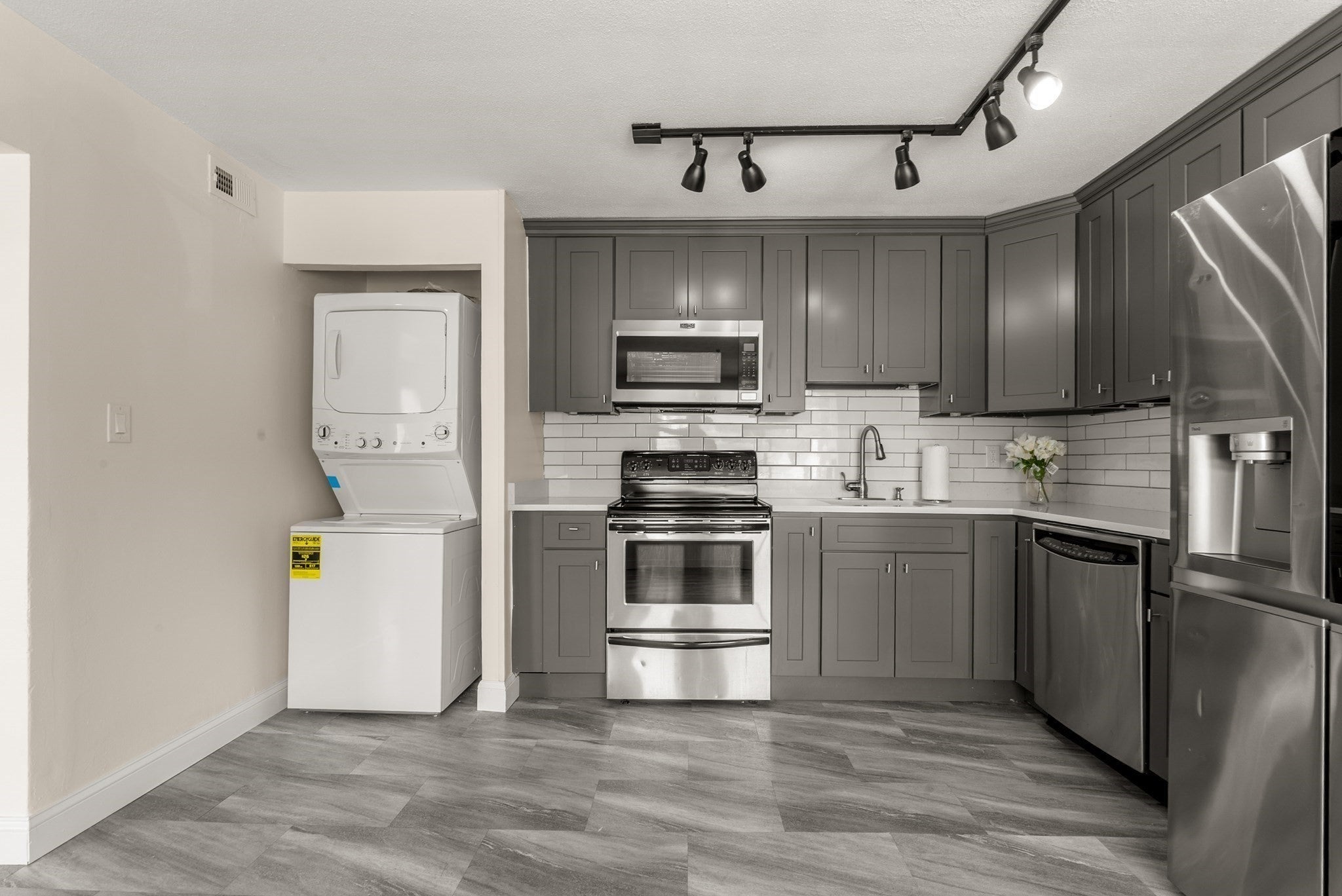 75 Colonel Bell Dr #12, Brockton, MA Photo #9