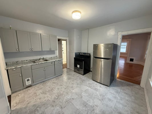 190 OAK ST, SPRINGFIELD, MA 01151 - Image 594caca8d809a4b9fd5a6f4e68c0a7ee/2986125346