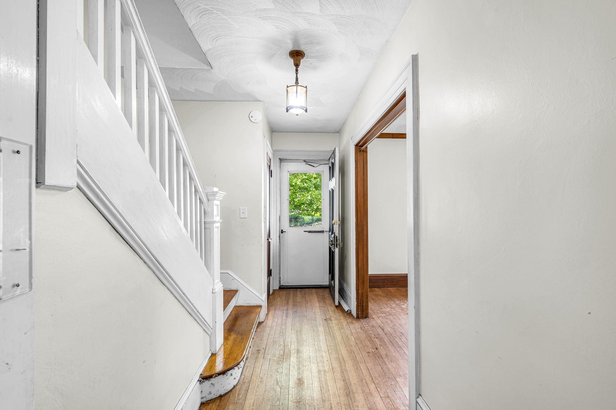 32 Marsden St, Springfield, MA Photo #3