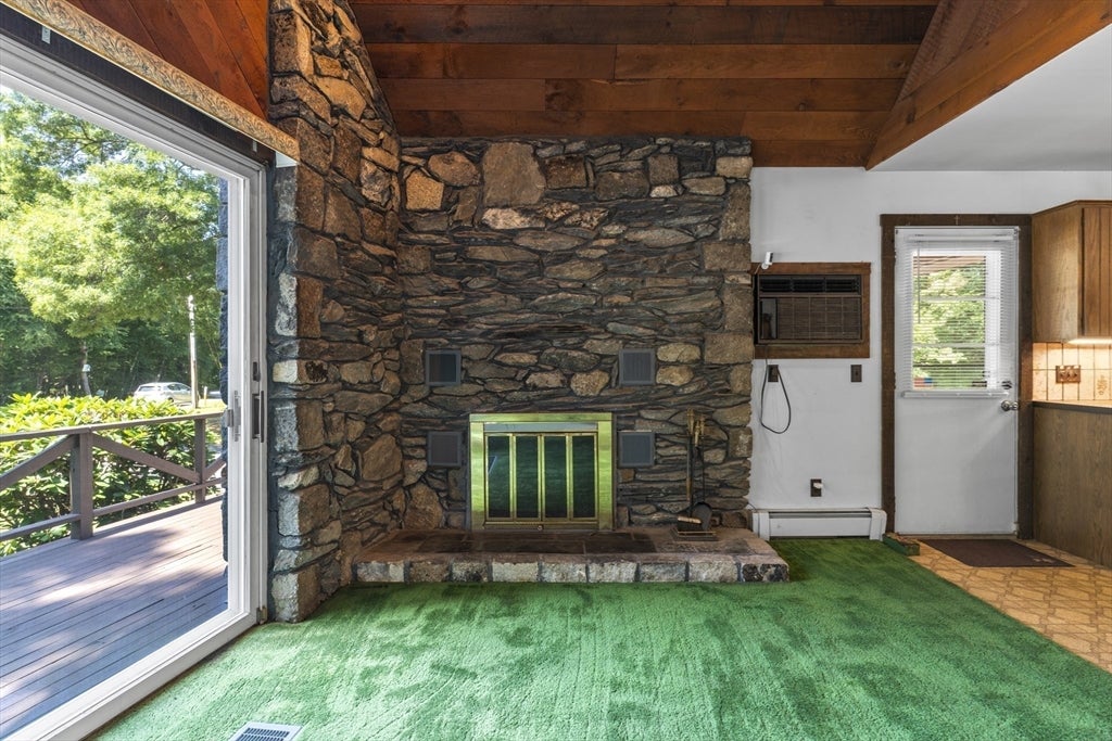 3 Babbitt Way, Berkley, MA, 3 Babbitt Way, Berkley, MA Photo #8