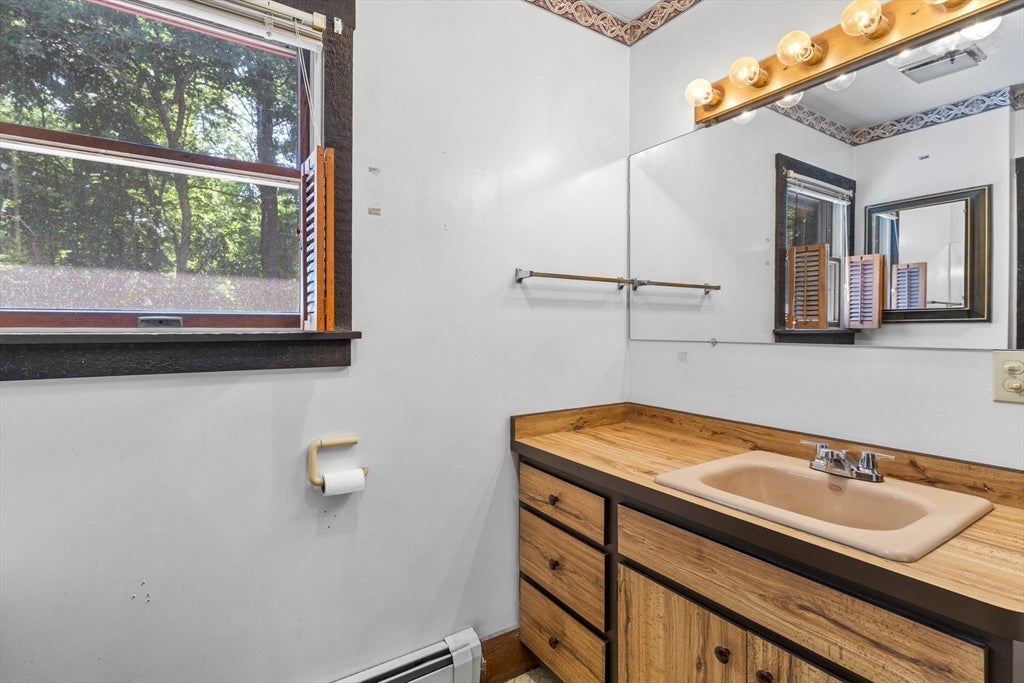 3 Babbitt Way, Berkley, MA, 3 Babbitt Way, Berkley, MA Photo #12
