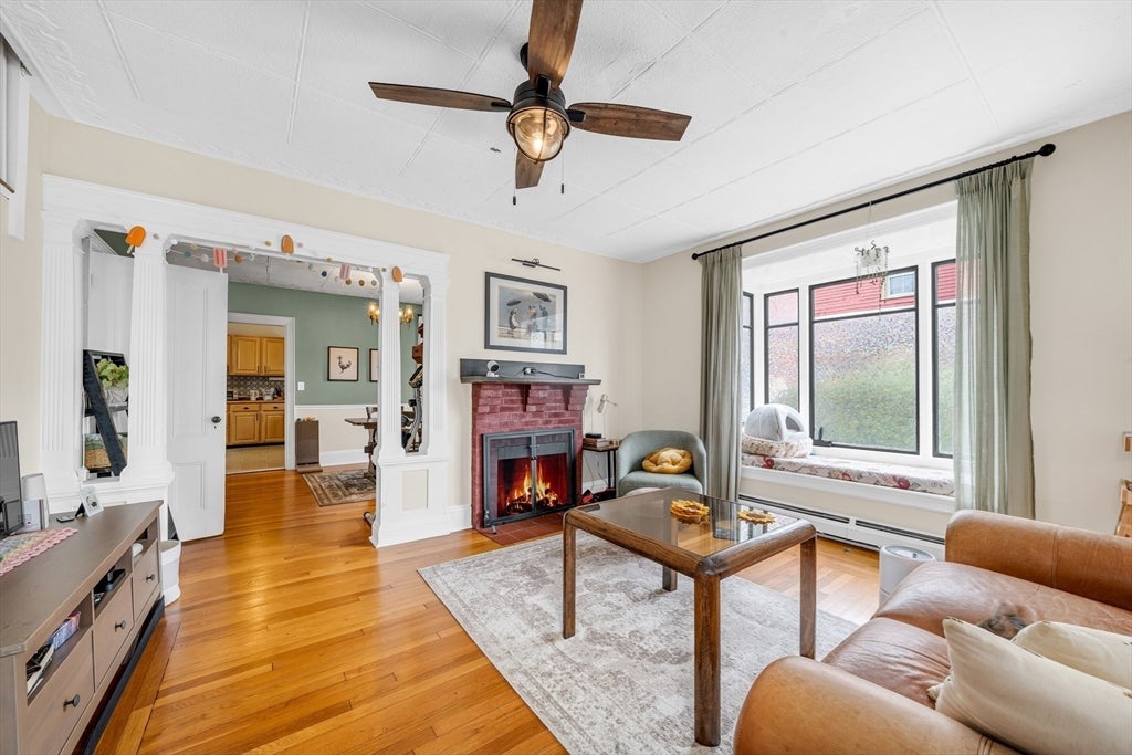 9 Sycamore St