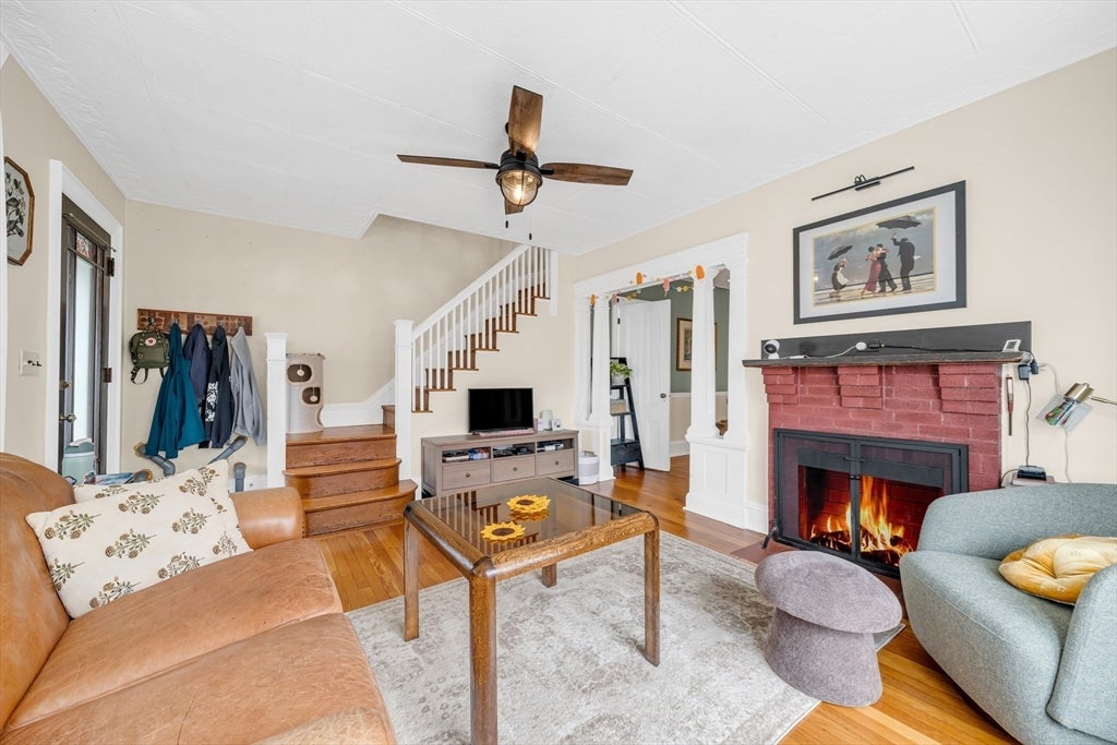 9 Sycamore St