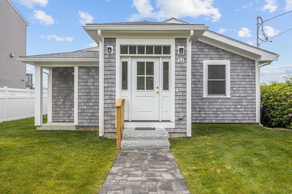 24 Cove St