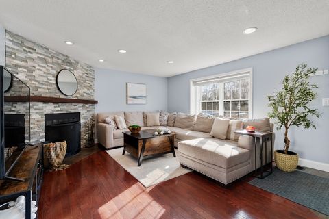 5 Meadowhill Ct 47 Easton MA 02375