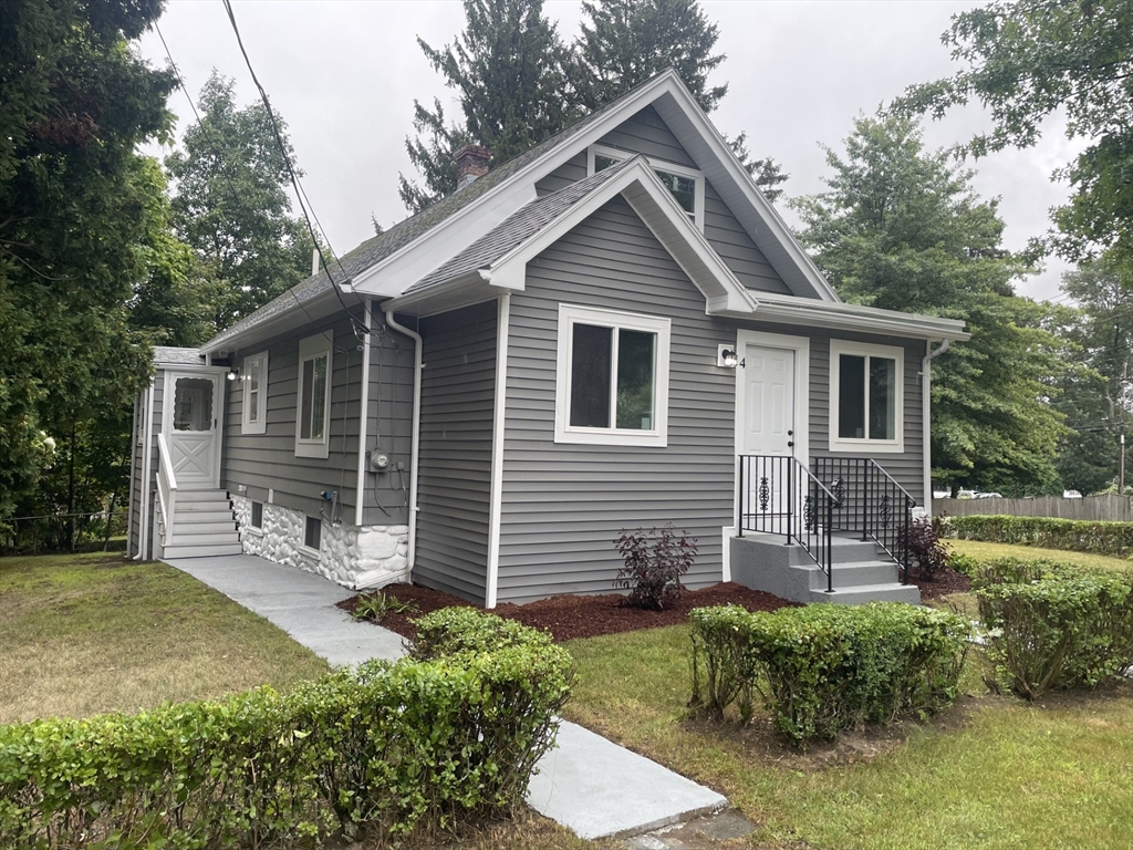 4 Blue Bell Rd