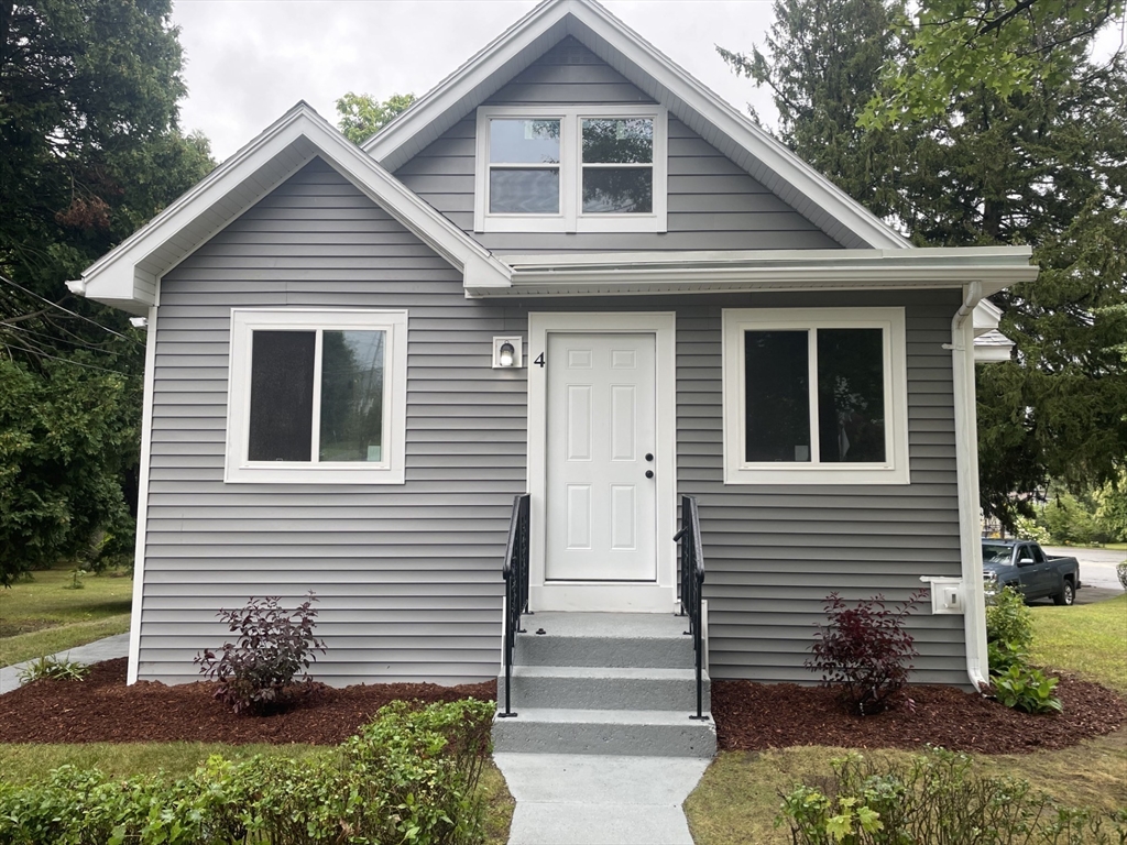 4 Blue Bell Rd