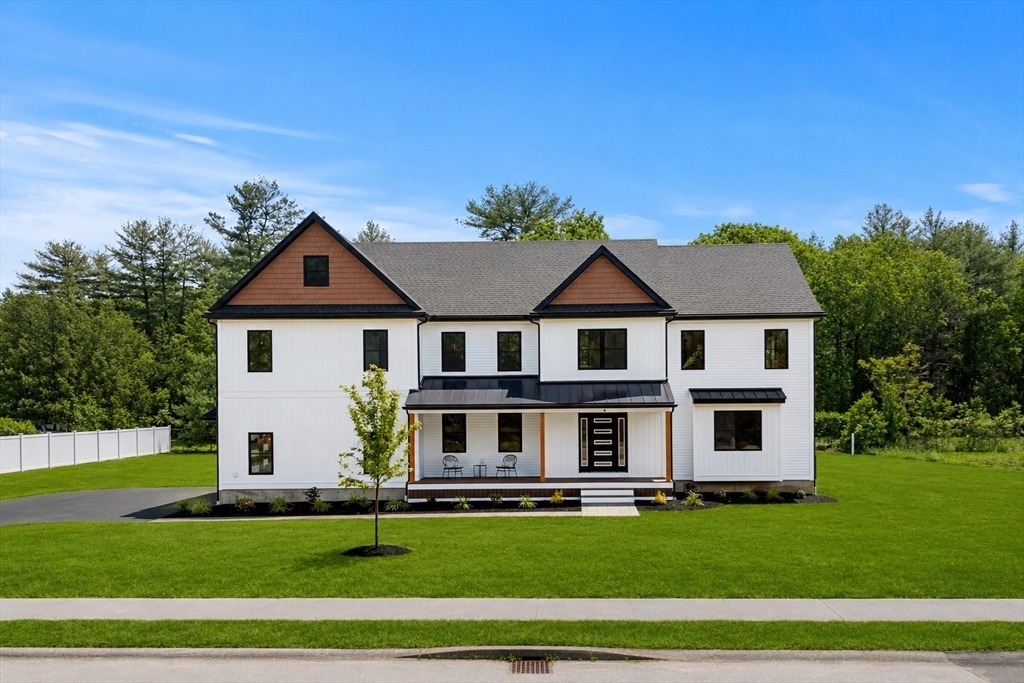 4 Fitzpatrick Ln