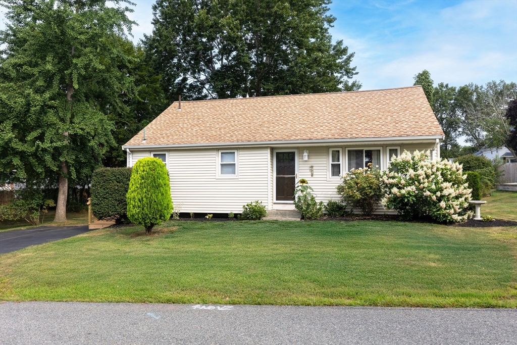 15 Almon Ave