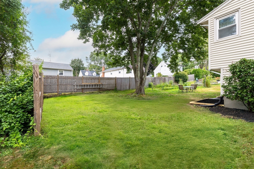 15 Almon Ave