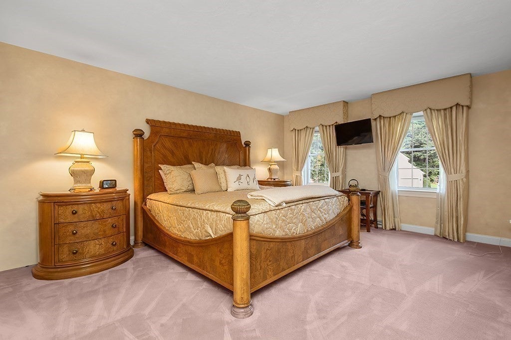 4 Dorset Drive, Walpole, MA, 4 Dorset Drive, Walpole, MA Photo #20