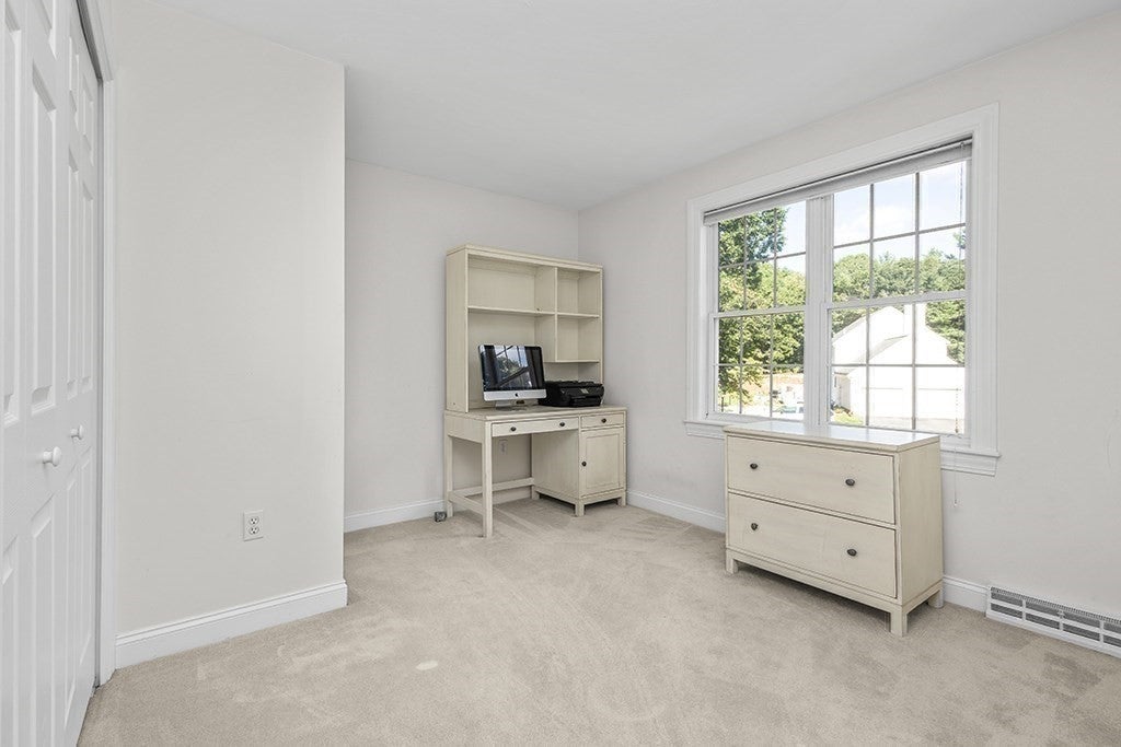 4 Dorset Drive, Walpole, MA, 4 Dorset Drive, Walpole, MA Photo #28