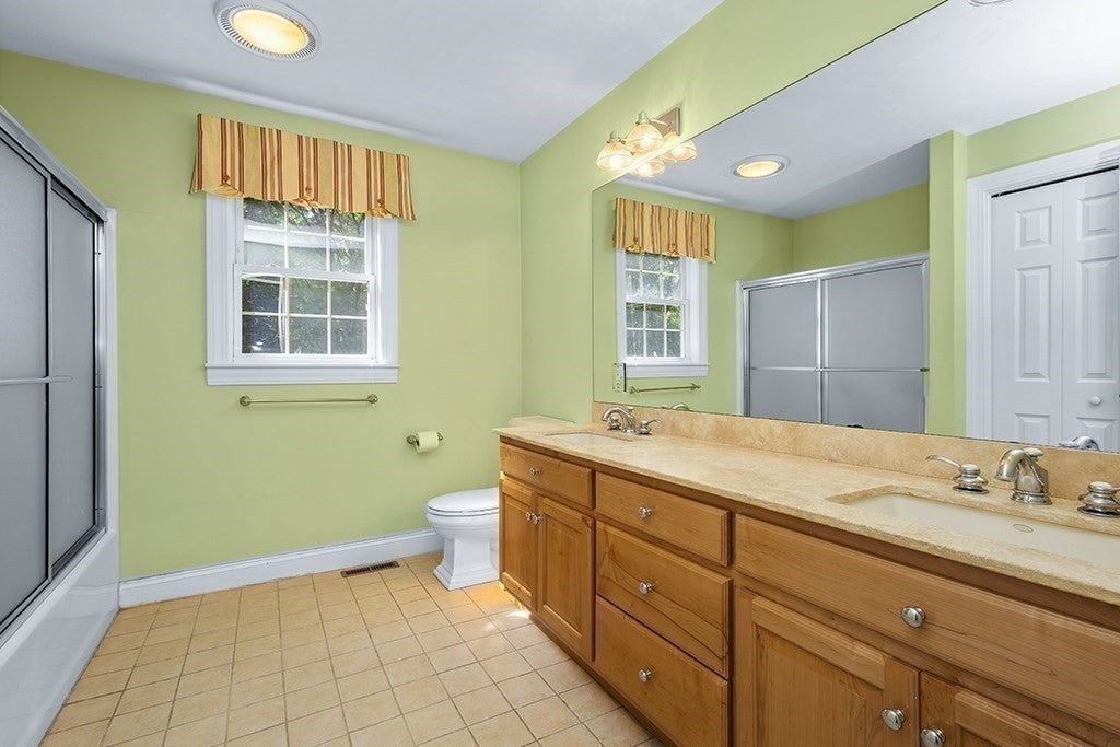 4 Dorset Drive, Walpole, MA, 4 Dorset Drive, Walpole, MA Photo #25