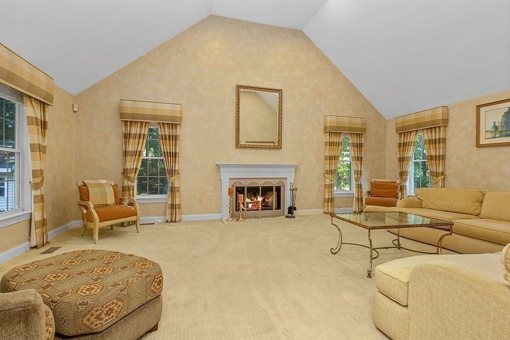 4 Dorset Drive, Walpole, MA, 4 Dorset Drive, Walpole, MA Photo #15
