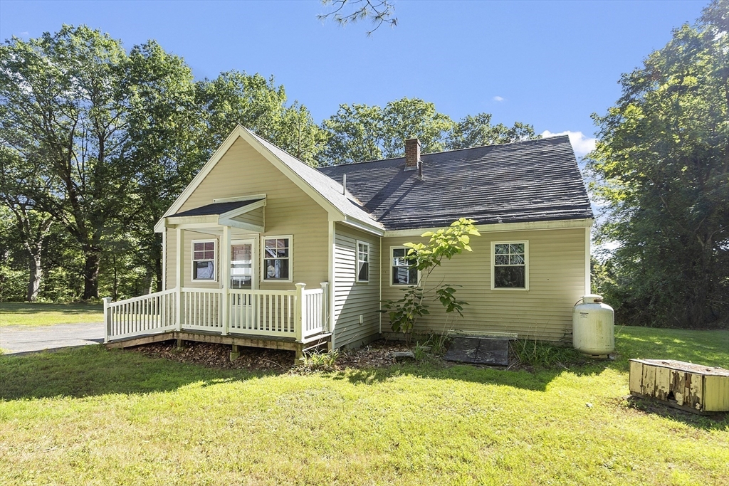 12 Clement Road