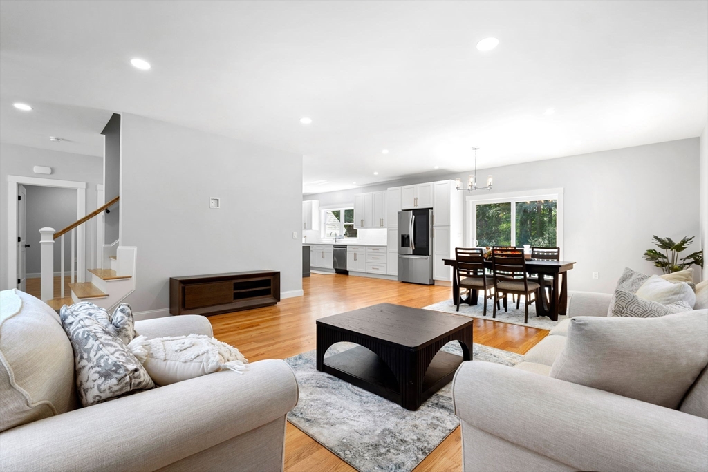 11 Bicknell Rd
