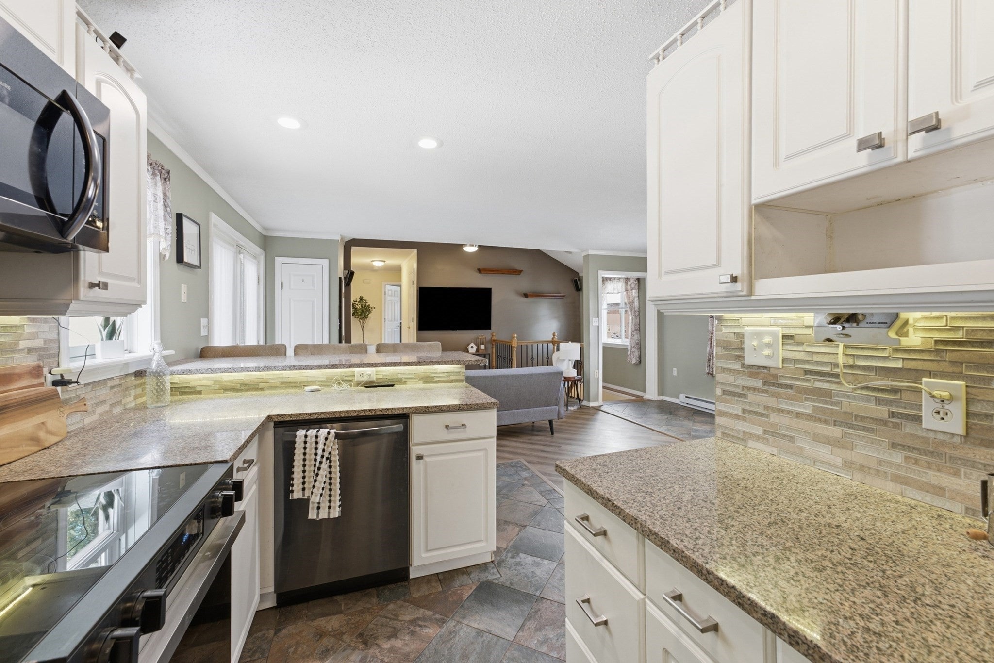 66 Barrison St, Springfield, MA, 66 Barrison St, Springfield, MA Photo #10