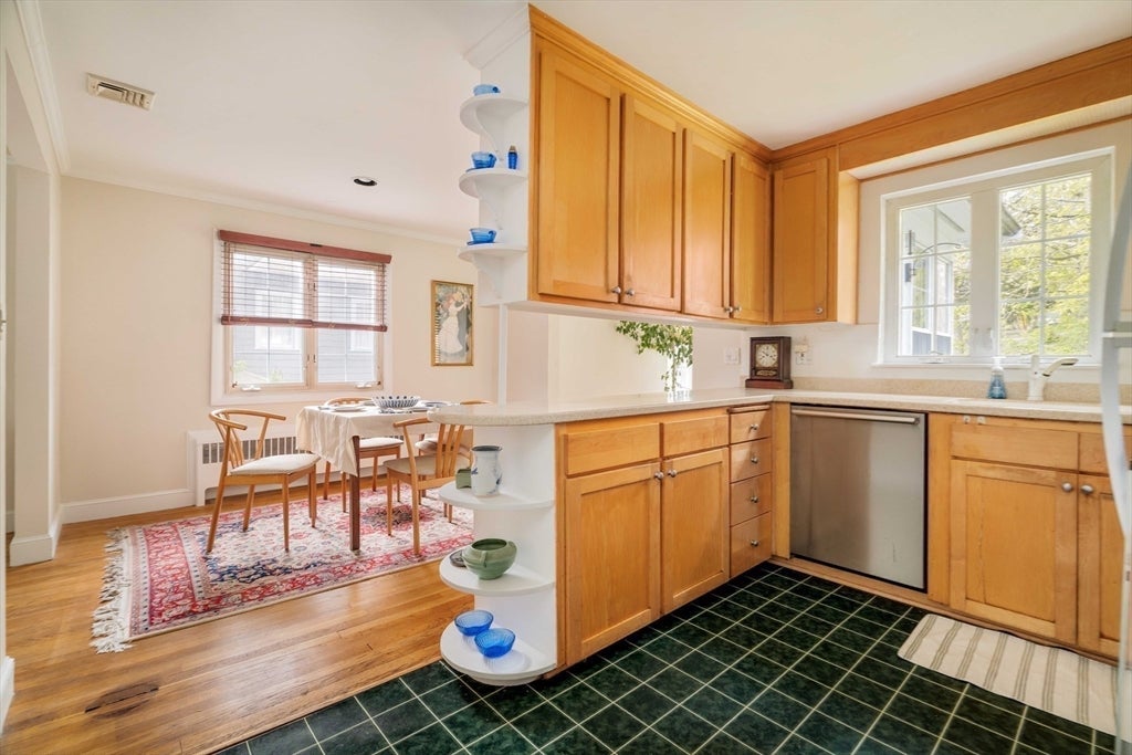 20 Rambler Rd, Boston, MA Photo #11