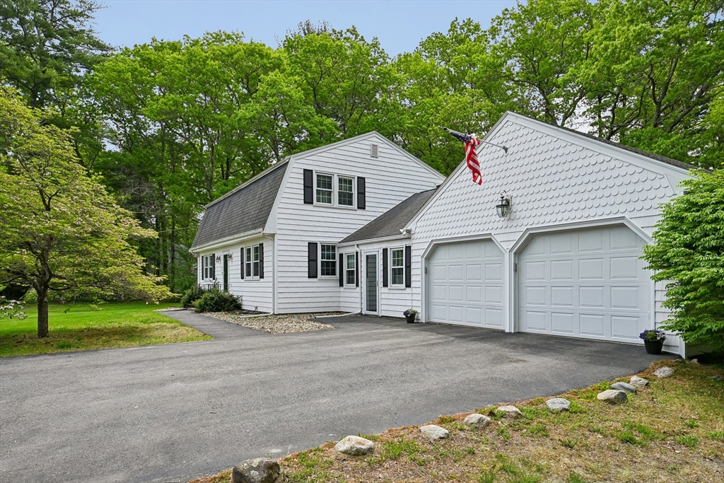 7 Farrwood Dr