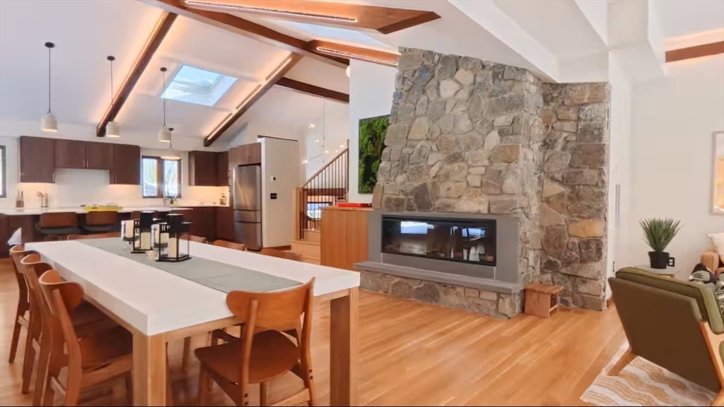 64 Newcomb Road Furnished