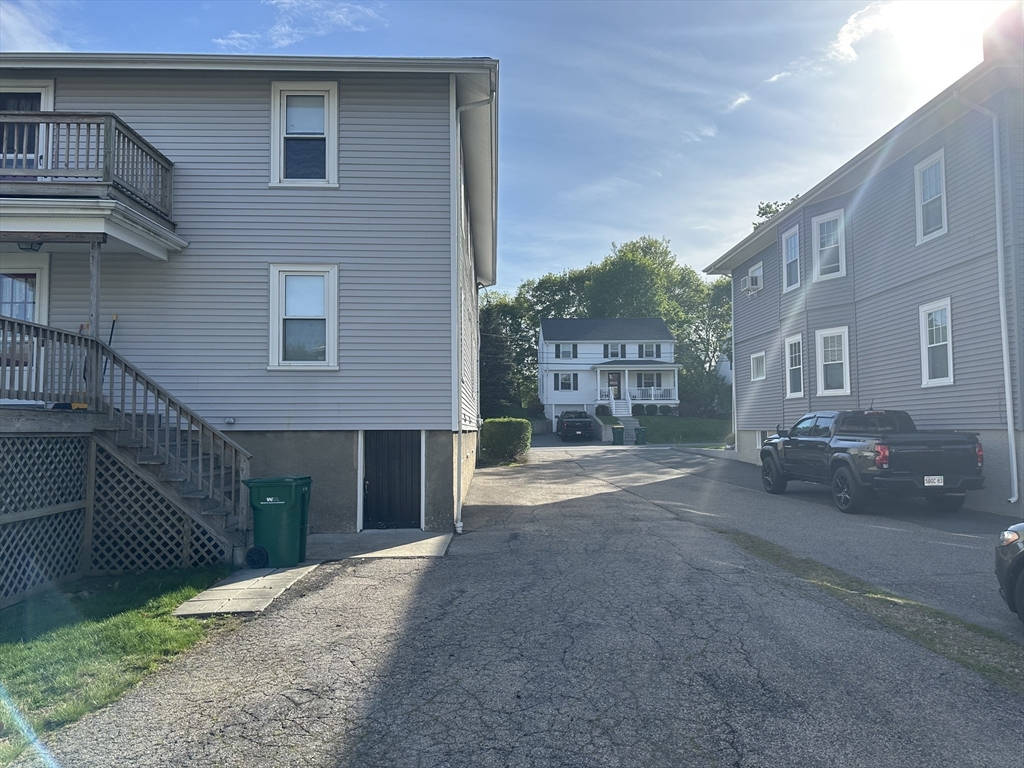 34-36 Harding Road 36