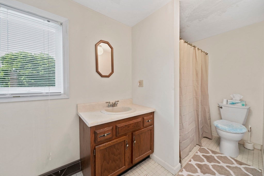 205 Comfort St #205, Bridgewater, MA, 205 Comfort St #205, Bridgewater, MA Photo #18