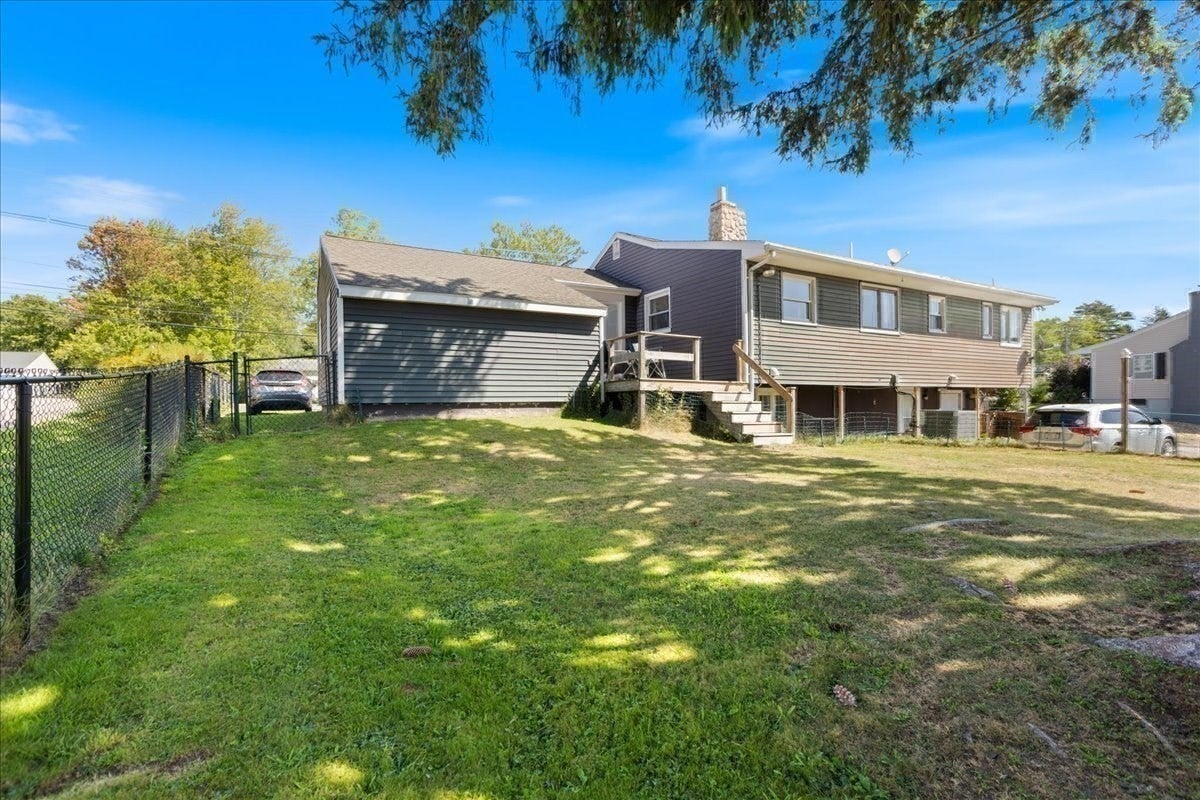57 Elm St, Salisbury, MA Photo #28