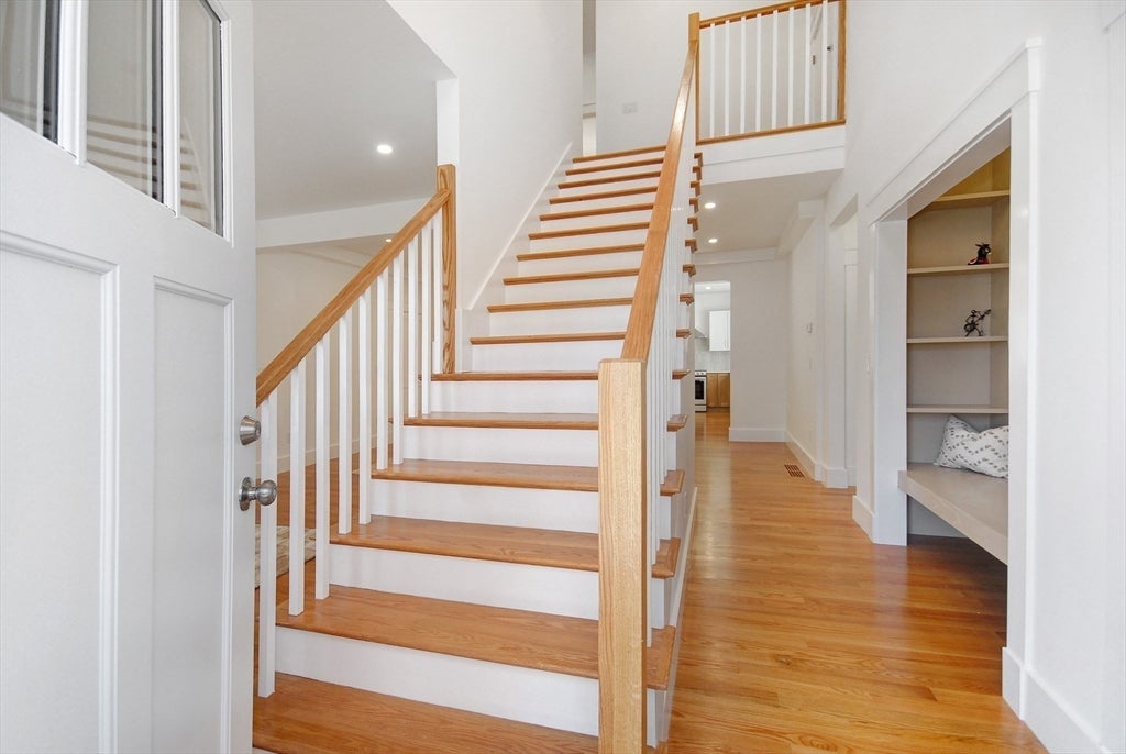 32 Hickory Cliff Rd