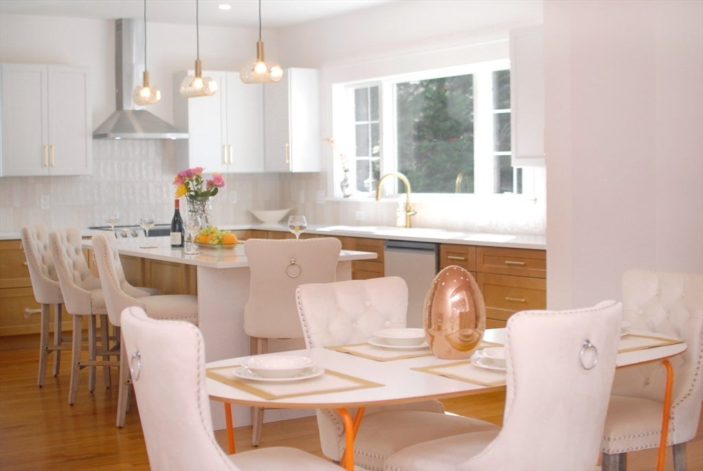32 Hickory Cliff Rd, Newton, MA, 32 Hickory Cliff Rd, Newton, MA Photo #15