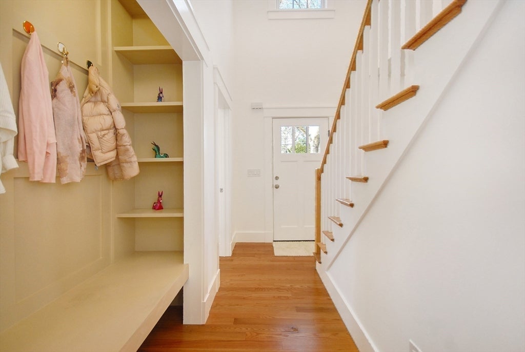 32 Hickory Cliff Rd, Newton, MA, 32 Hickory Cliff Rd, Newton, MA Photo #23