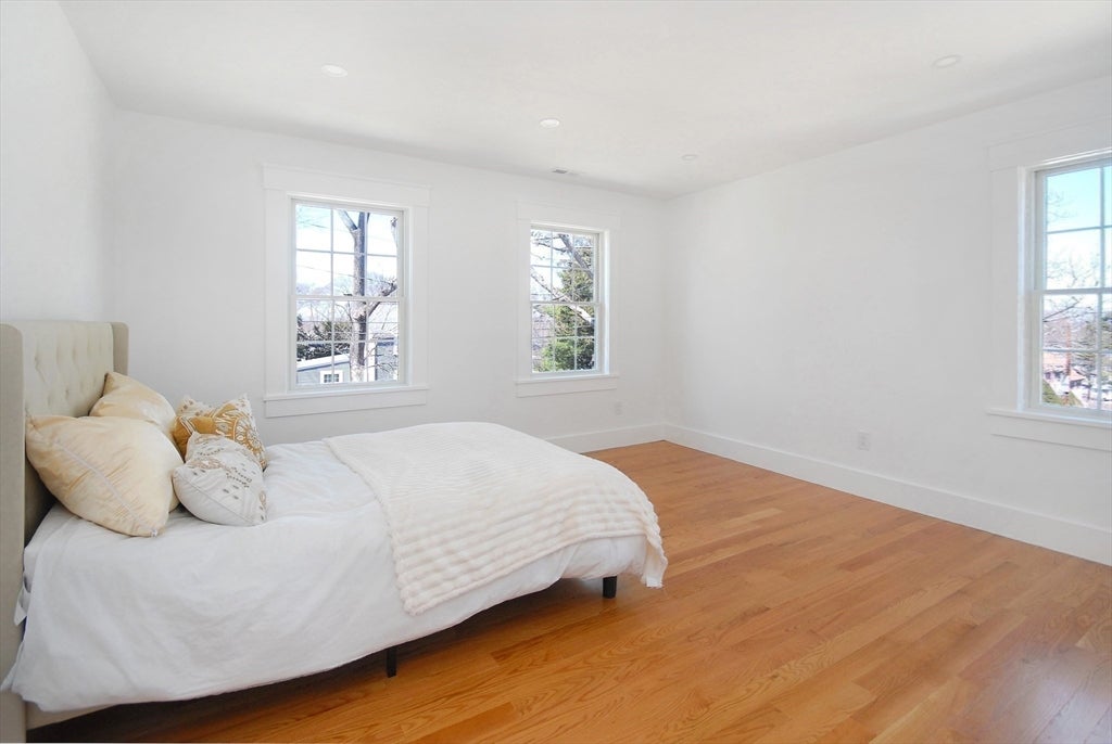 32 Hickory Cliff Rd, Newton, MA, 32 Hickory Cliff Rd, Newton, MA Photo #28