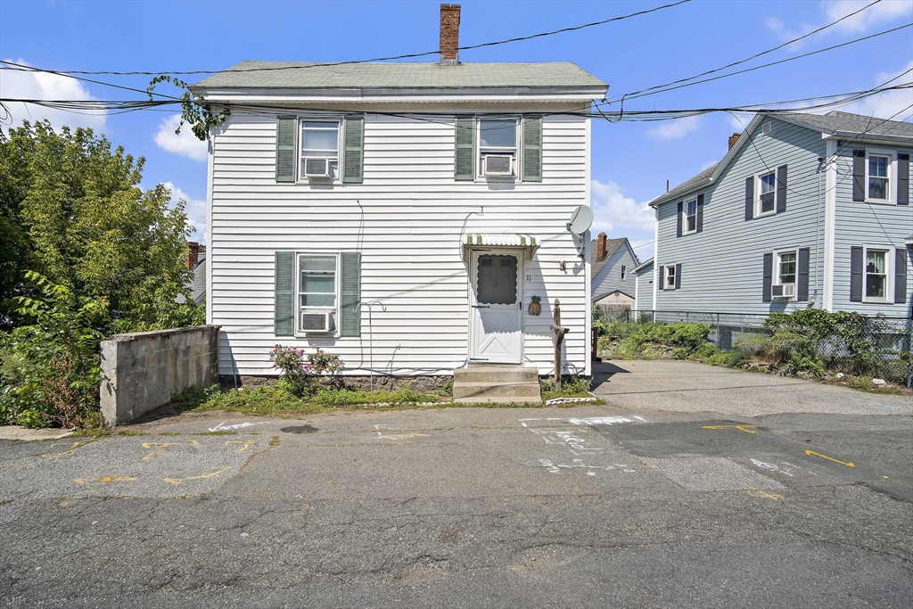 11 Hovey Street