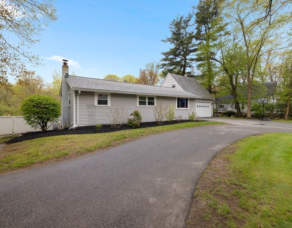 204 Southville Rd