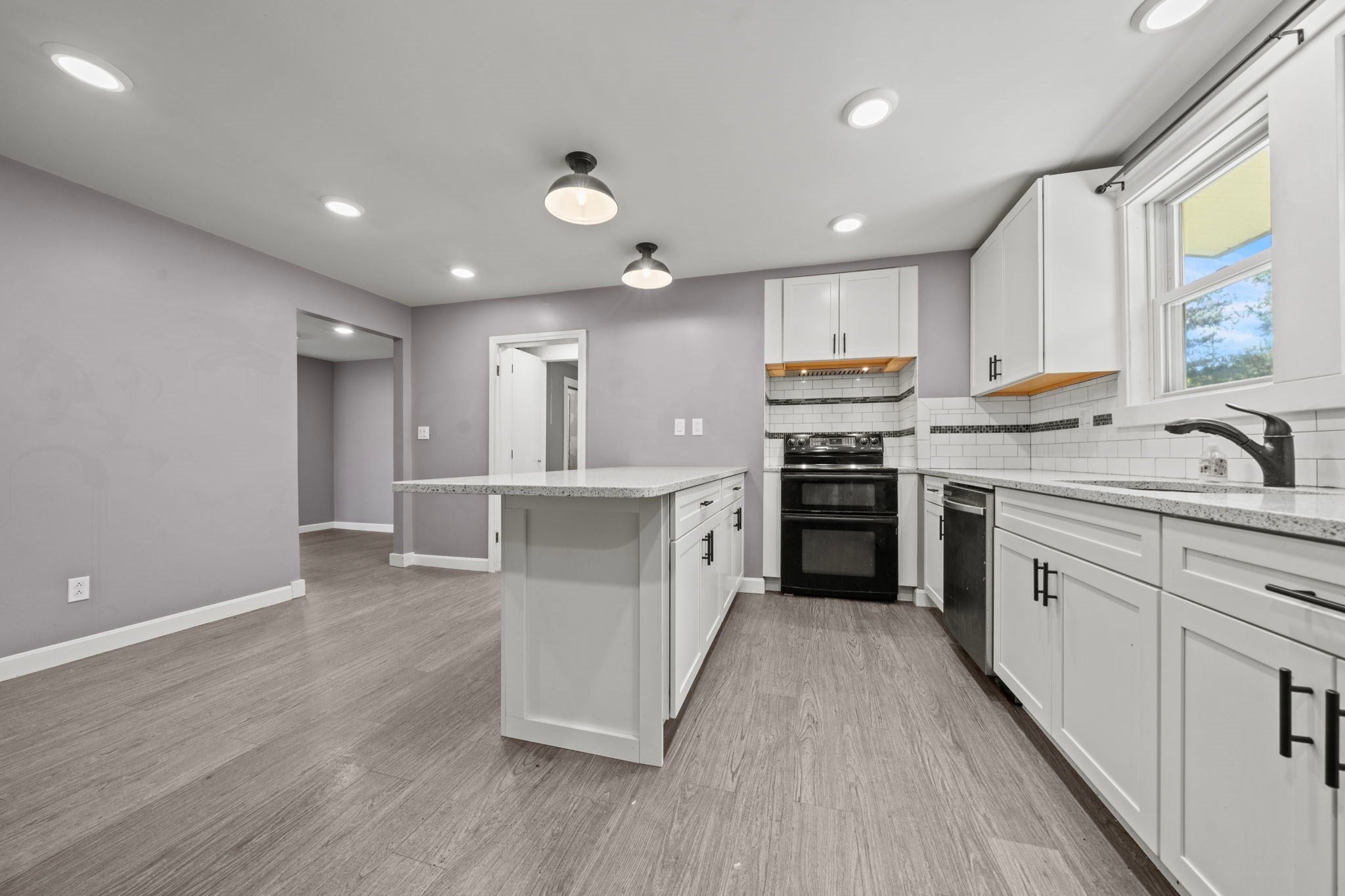 52 Forest Park Rd, Woburn, MA, 52 Forest Park Rd, Woburn, MA Photo #5