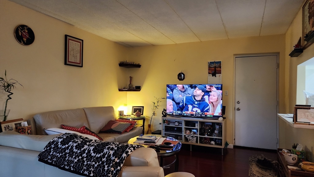157 Franklin St D1