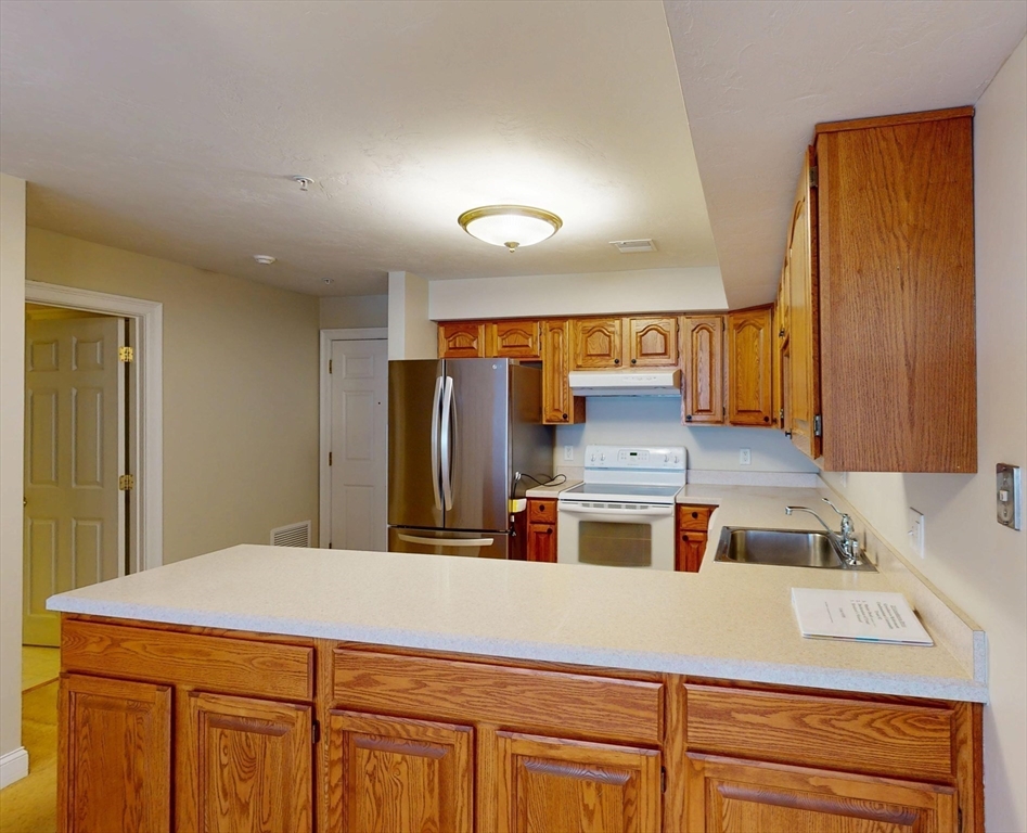 23 Greenleaves Drive 105