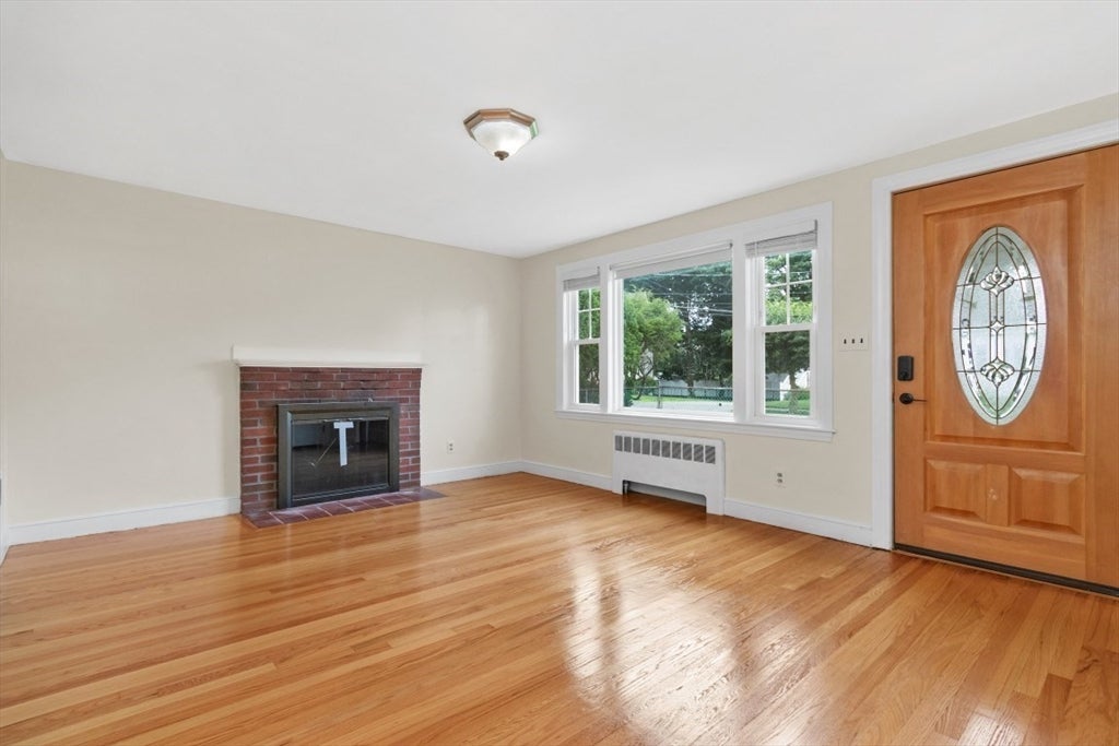 37 Kenmore Rd, Waltham, MA, 37 Kenmore Rd, Waltham, MA Photo #6