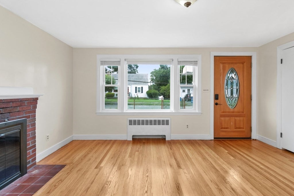 37 Kenmore Rd, Waltham, MA, 37 Kenmore Rd, Waltham, MA Photo #9