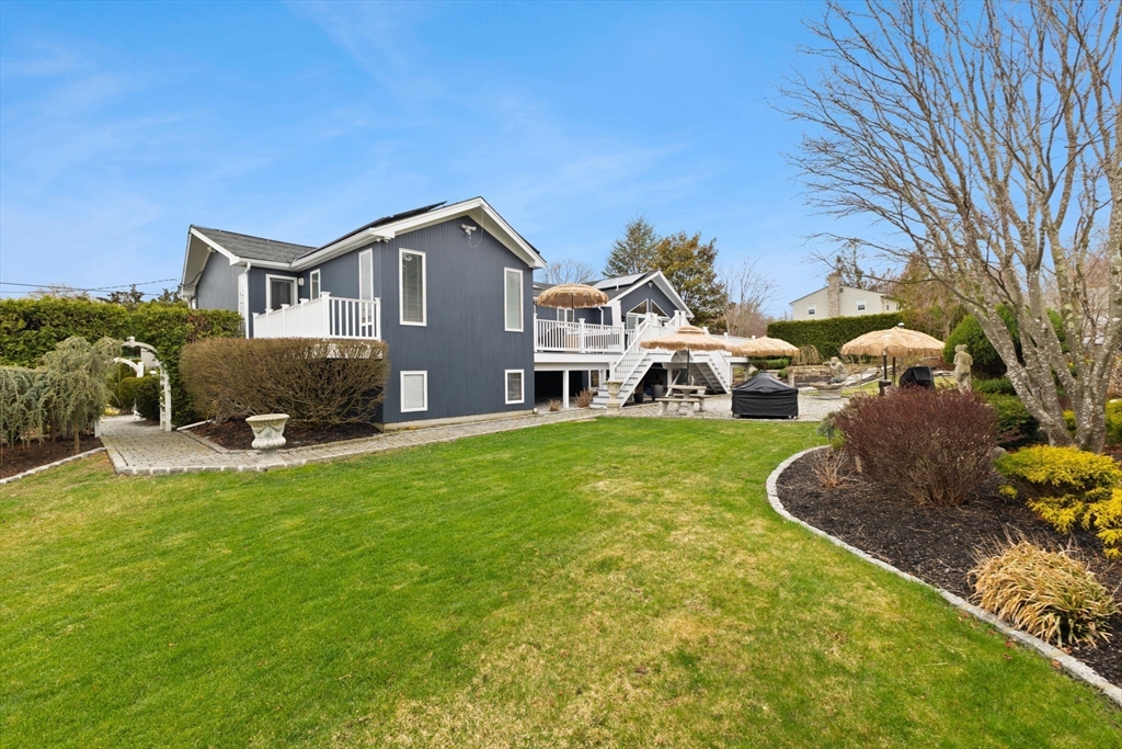 104 Randall Shea Dr