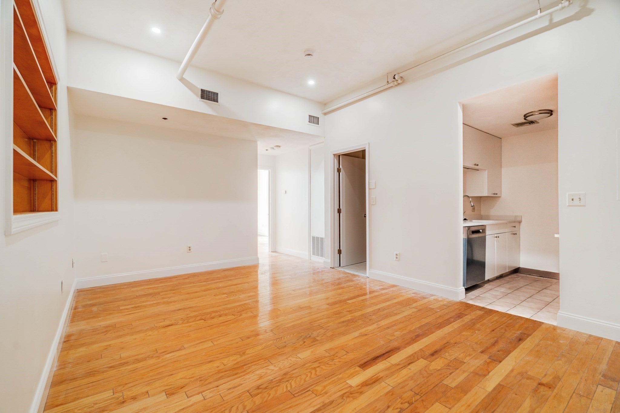 188 North St #53, Boston, MA, 188 North St #53, Boston, MA Photo #5