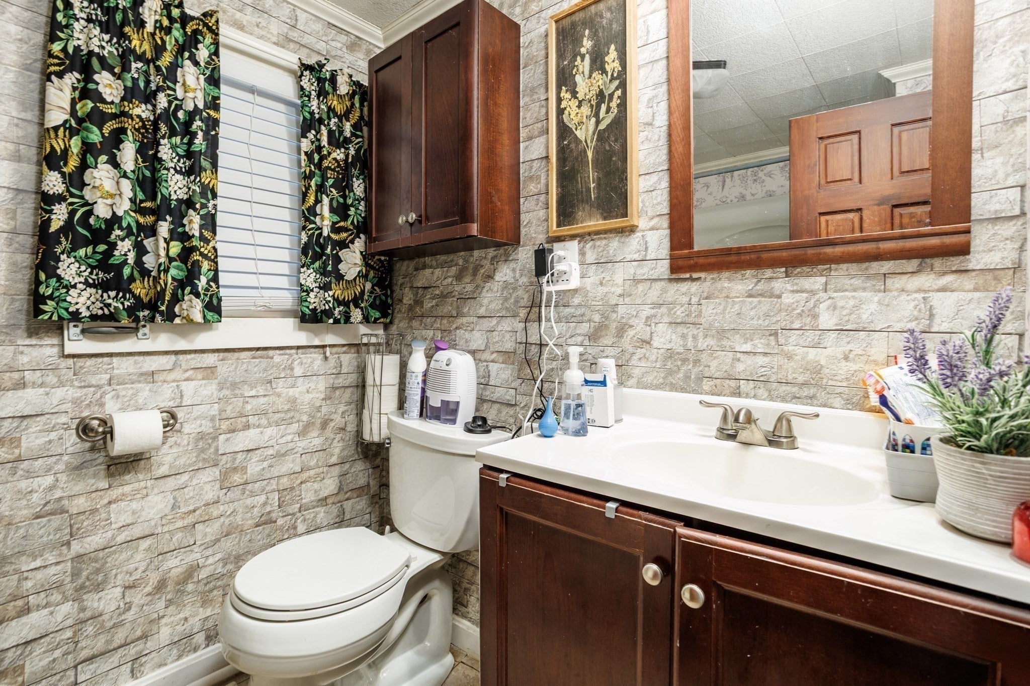 419 Harvard Ave, Athol, MA Photo #4