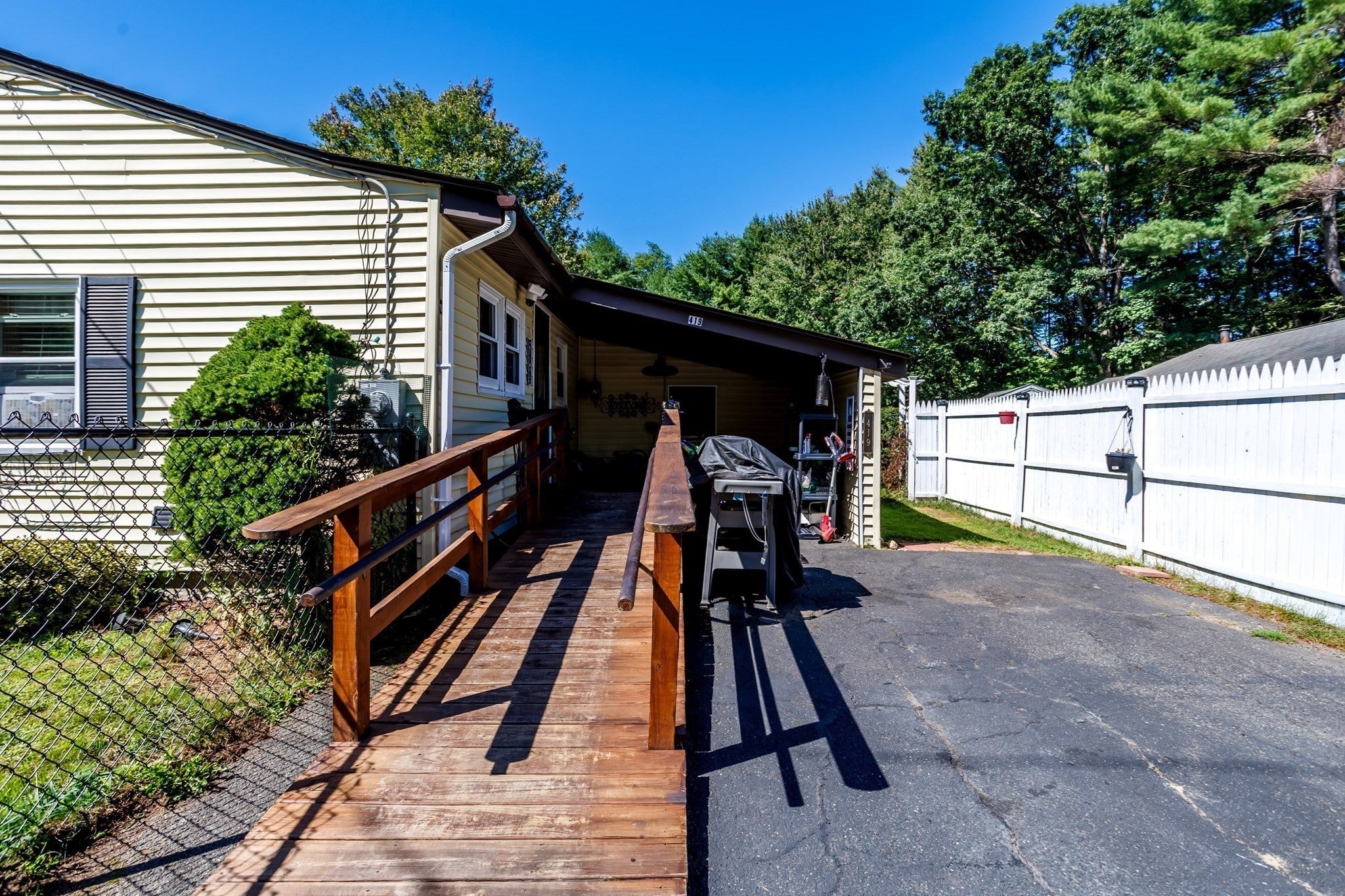 419 Harvard Ave, Athol, MA Photo #41
