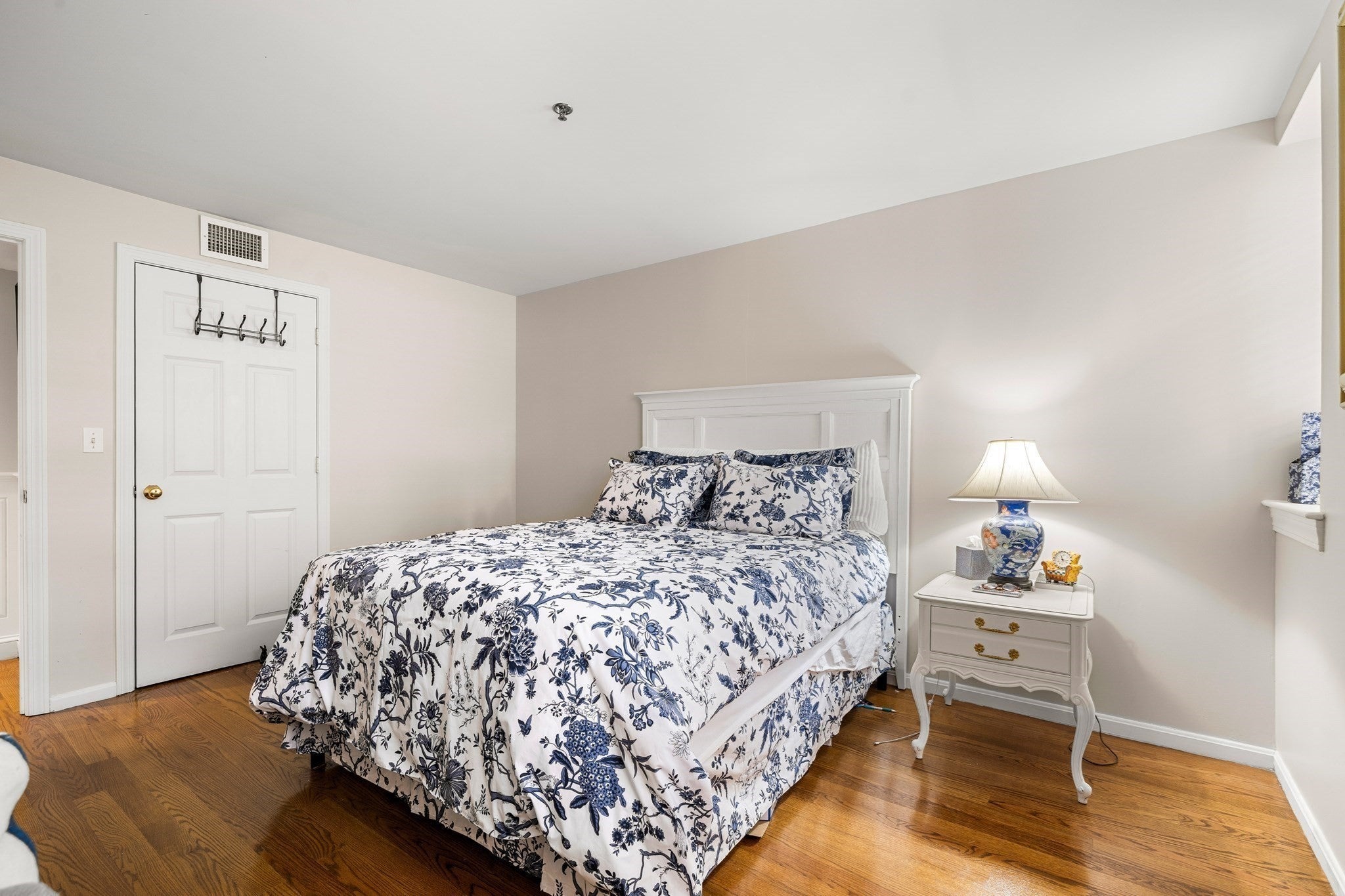 17 Central St #2, Salem, MA Photo #21