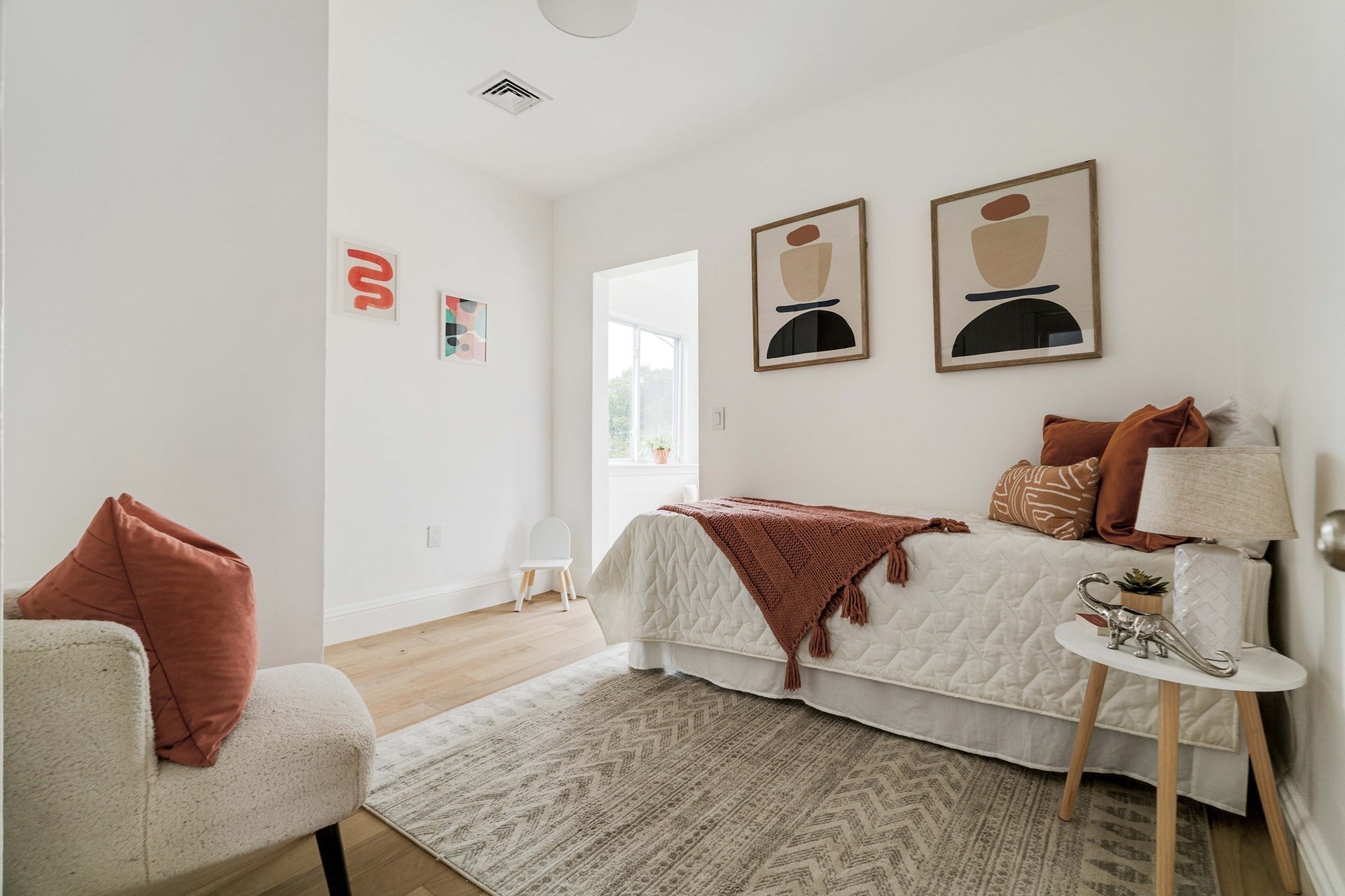 17-19 Woodrow Ave #17, Newton, MA Photo #30
