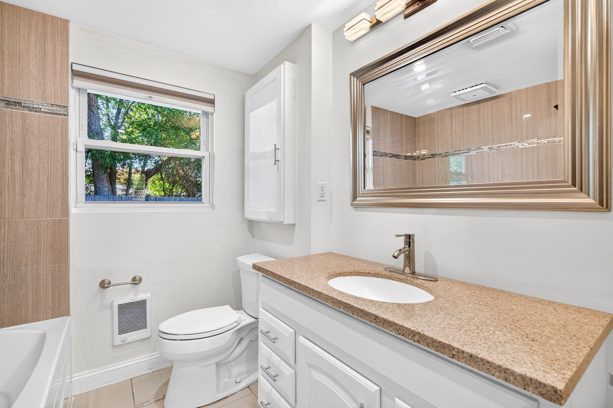 15 Roger Rd, Holbrook, MA, 15 Roger Rd, Holbrook, MA Photo #29