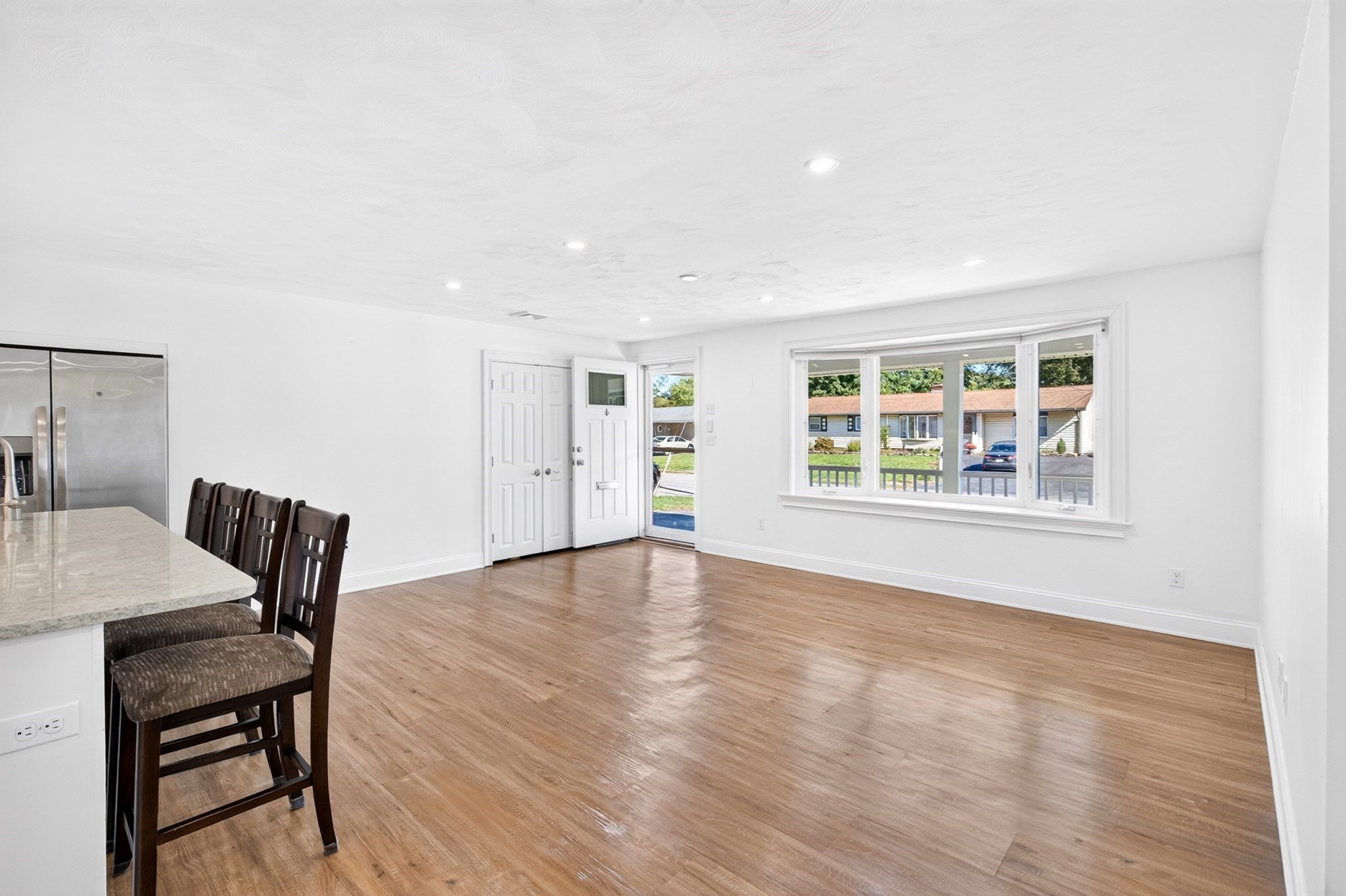15 Roger Rd, Holbrook, MA, 15 Roger Rd, Holbrook, MA Photo #4