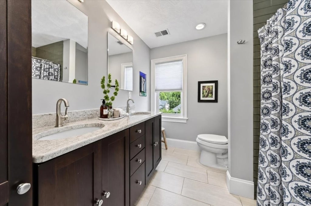 275 Common St, Quincy, MA, 275 Common St, Quincy, MA Photo #18