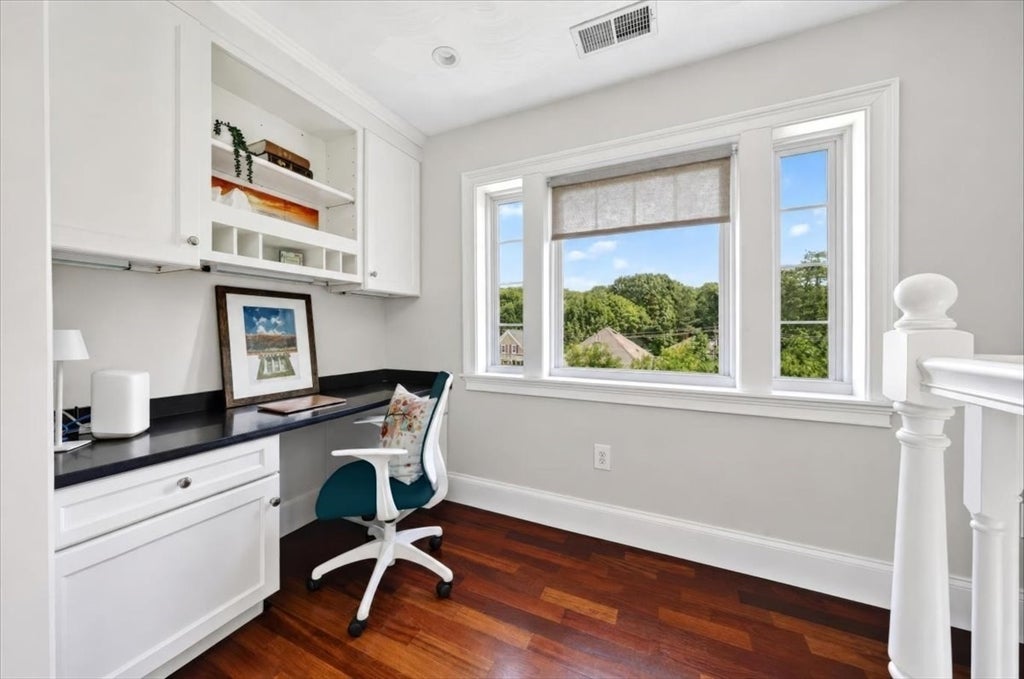 275 Common St, Quincy, MA, 275 Common St, Quincy, MA Photo #15
