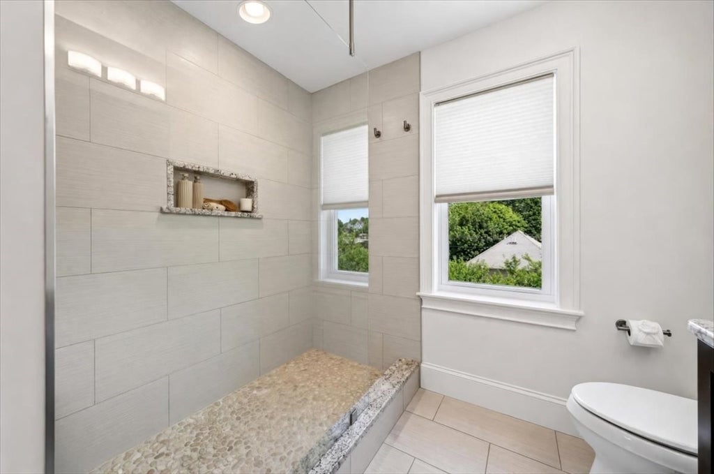 275 Common St, Quincy, MA, 275 Common St, Quincy, MA Photo #21