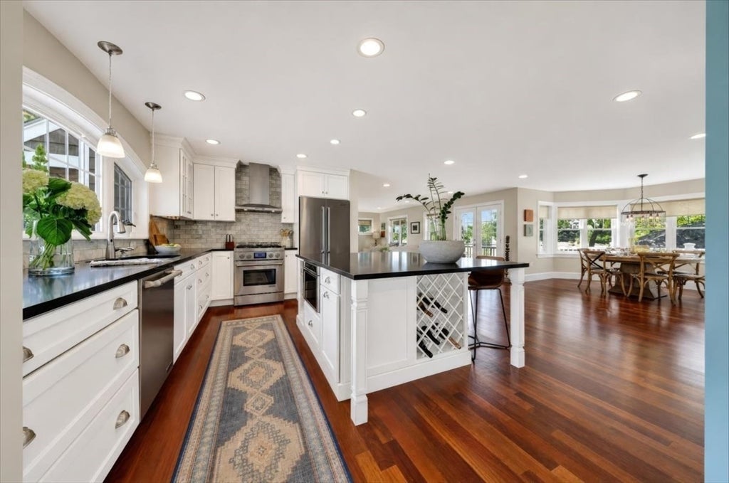 275 Common St, Quincy, MA, 275 Common St, Quincy, MA Photo #11